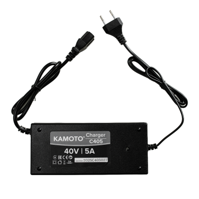 Încărcător pentru acumulatorul unui instrument electric Kamoto C405